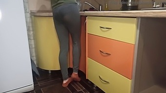מילף אמצעי מתפנקת באיזה תענוג בעל פה