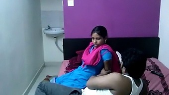 Sindhu Maria'S Sensual Performance In Indian Video