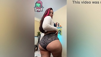 Satisfy Your Cravings With This Horny Slut'S Intense Self-Pleasure